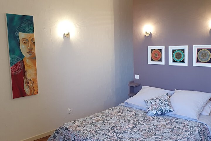 Room 25 of 181