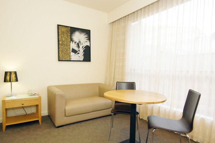 Room 5 of 66
