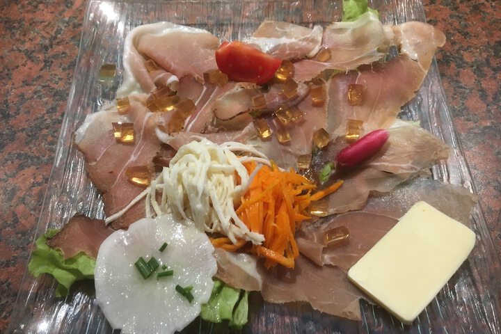 Dining 21 of 48