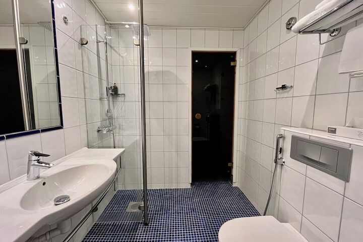 Room 40 of 57