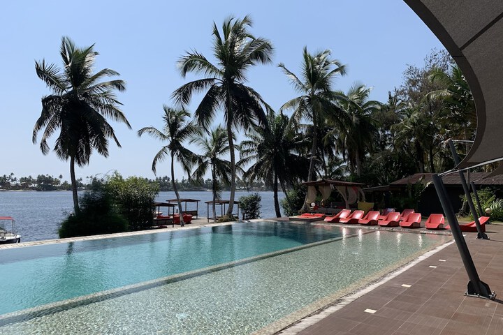 Pool 56 of 113