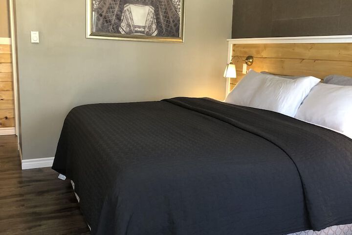 Room 45 of 73