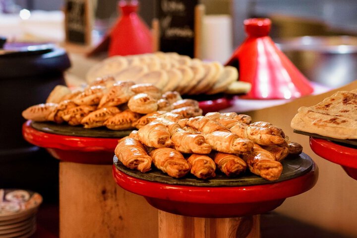 Breakfast/Coffee Service 58 of 143