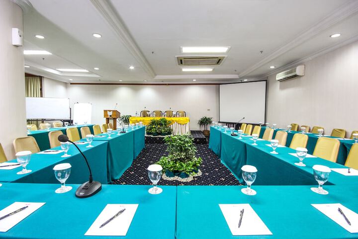 Meeting 34 of 43