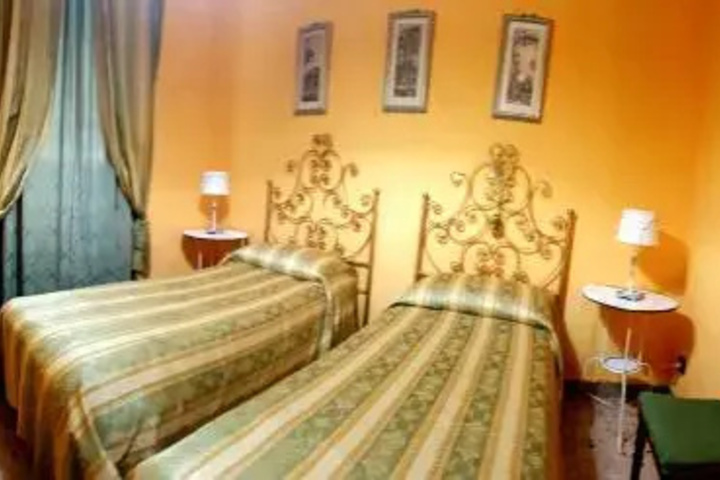 Room 3 of 13