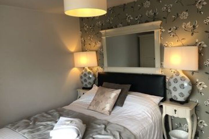 Room 53 of 109