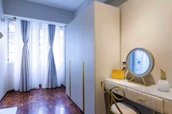 Room 36 of 131