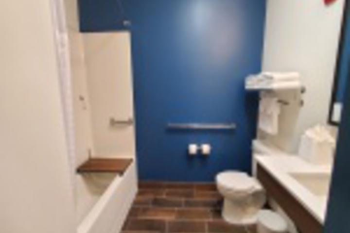 Room 109 of 336
