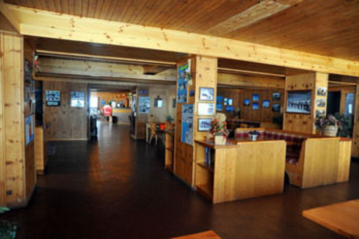 Hotel Interior 12 of 18
