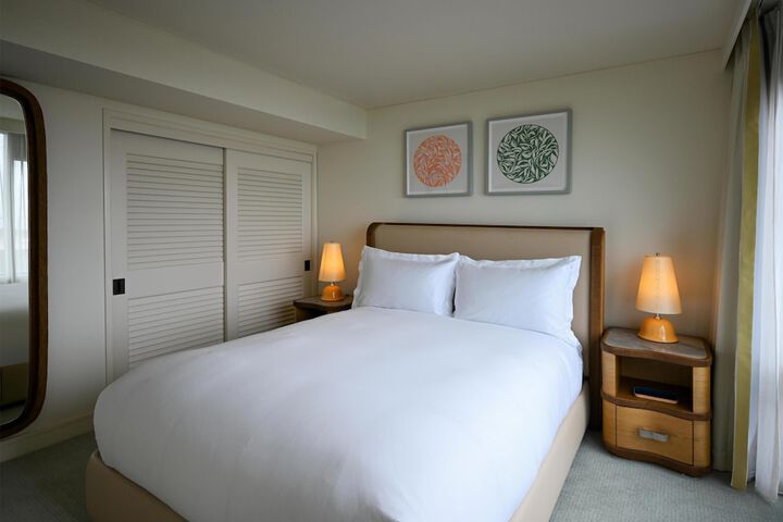 Room 45 of 138