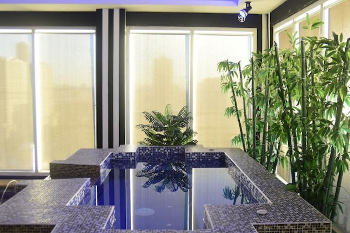 Pool 59 of 81