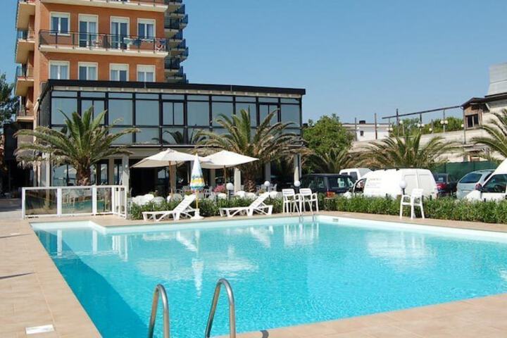 Photo of Hotel Roma