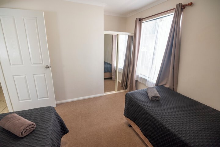 Room 9 of 116