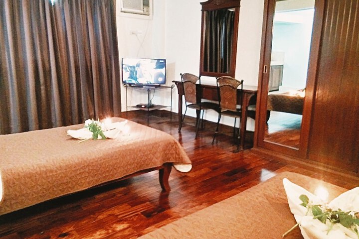 Room 27 of 52