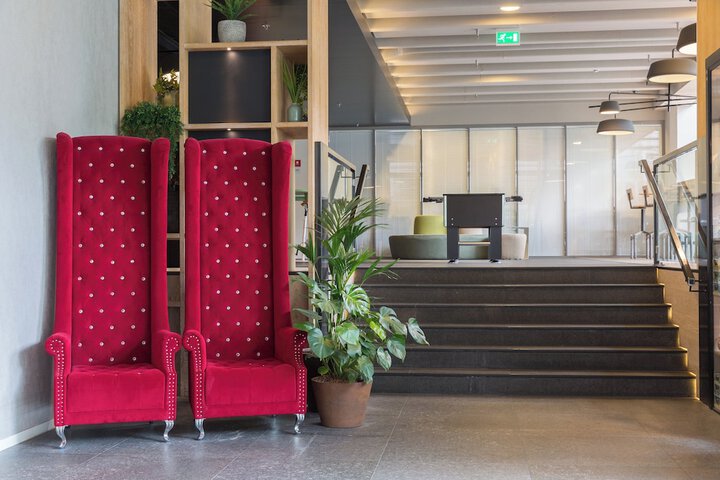 Hotel Lobby
