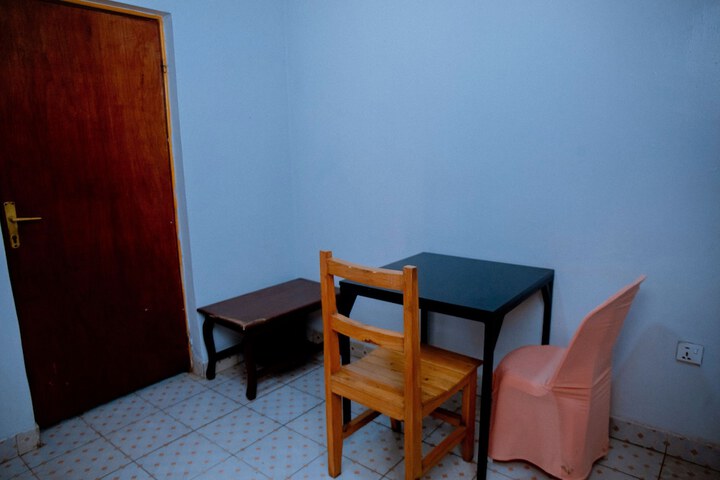 Room 23 of 40