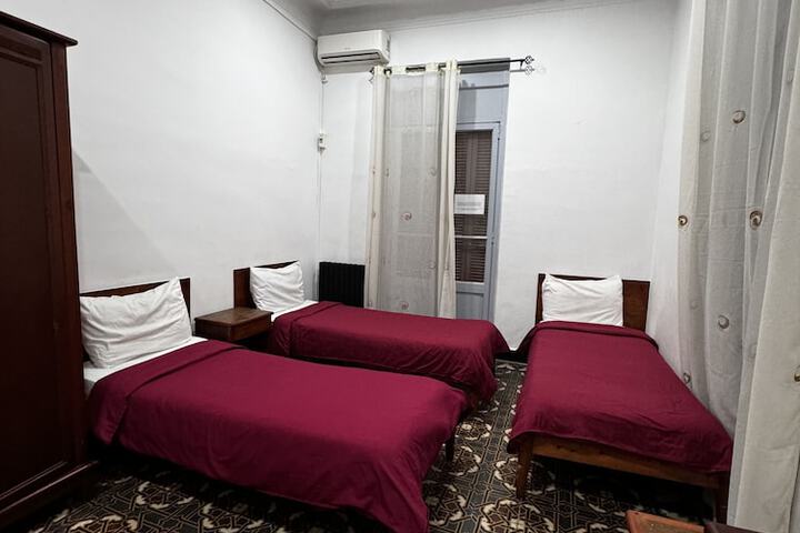 Room 3 of 14