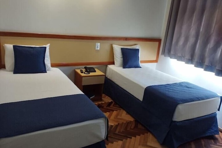 Room 14 of 113