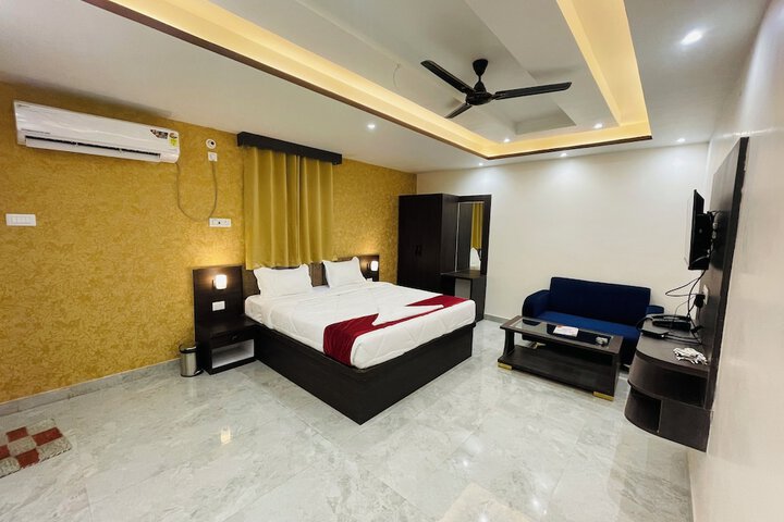 Room 25 of 49