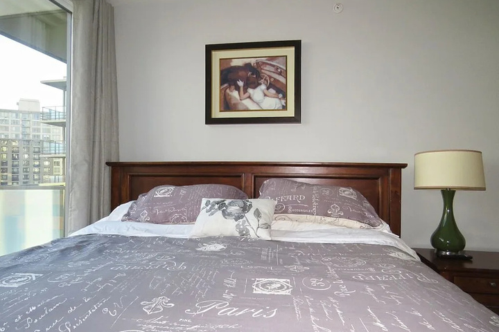 Room 3 of 15