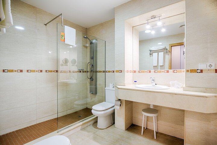 Clean Restrooms