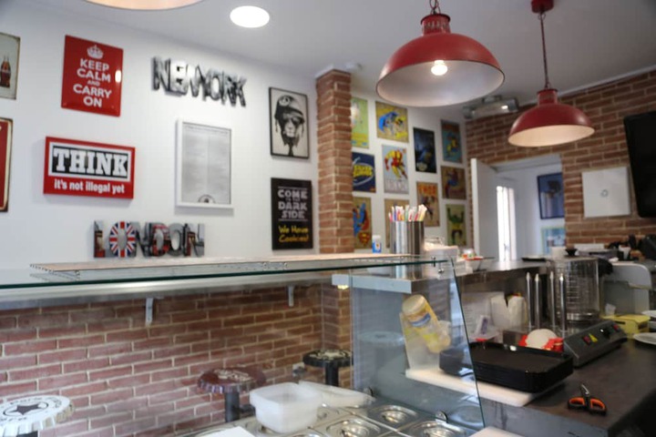 Snack bar