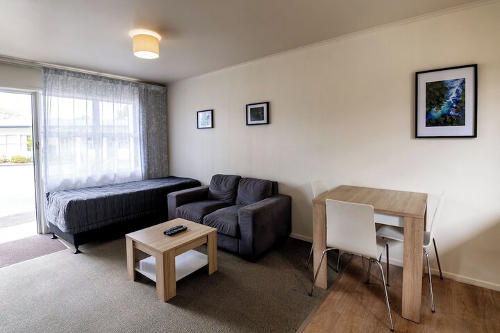 Room 54 of 108