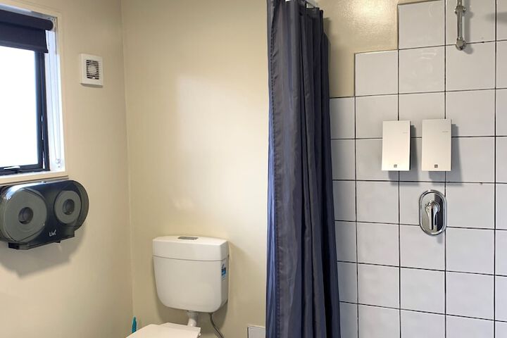Room 65 of 83