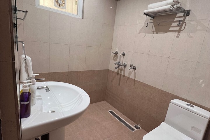 Room 43 of 58