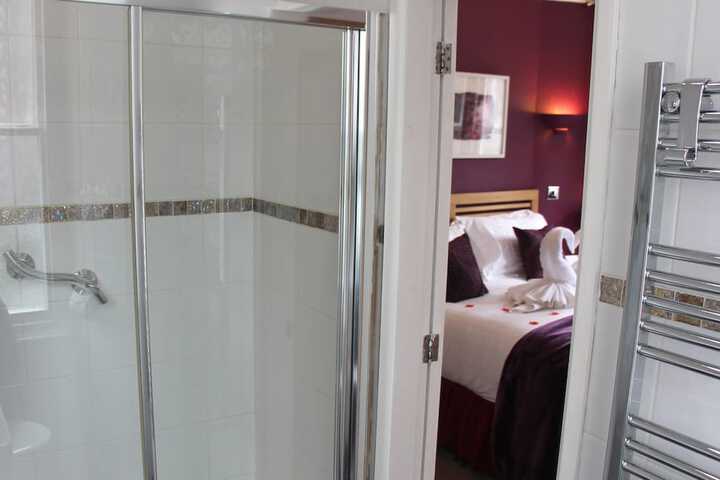 Room 60 of 98