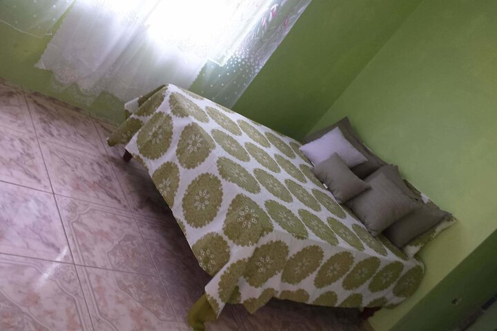 Room 2 of 30