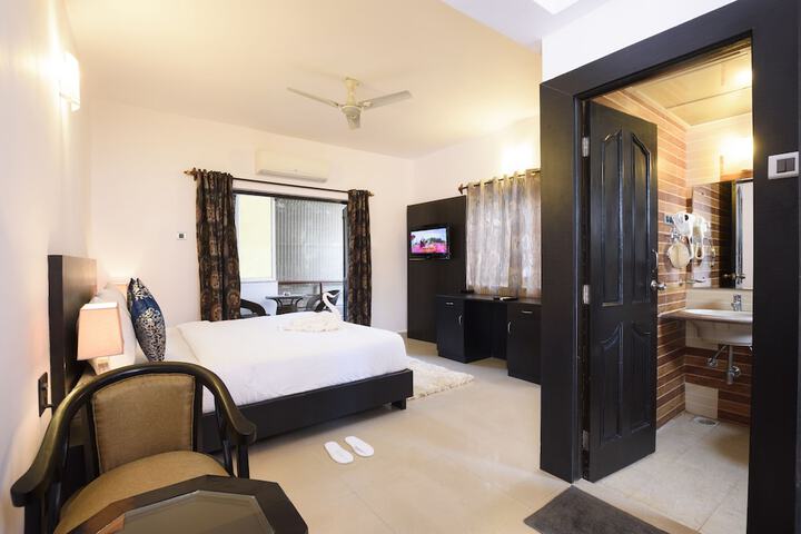 Room 7 of 26