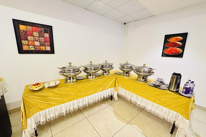 Dining 57 of 94
