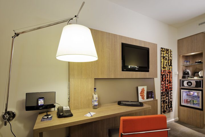 Room 29 of 82