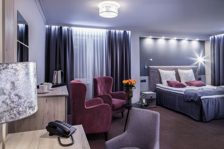 Room 21 of 66