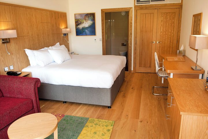 Room 44 of 111