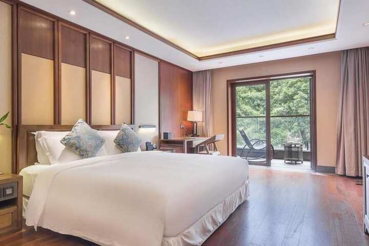 Room 20 of 52