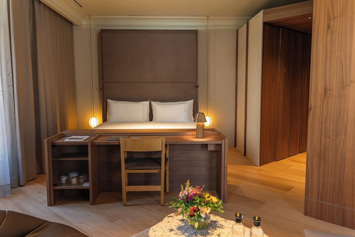 Room 44 of 88