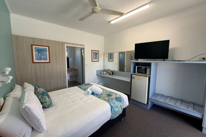 Room 34 of 61