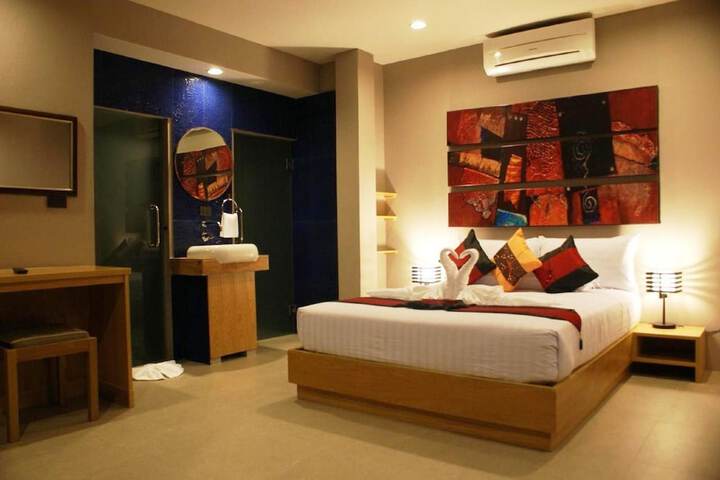 Room 7 of 38