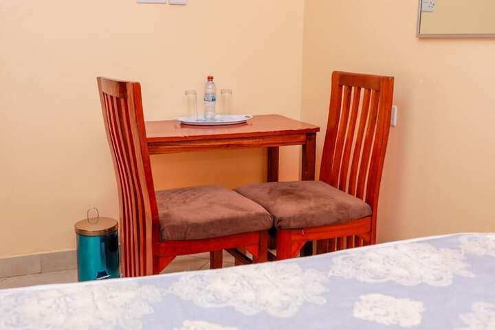 Room 5 of 19