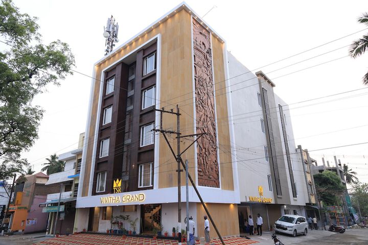 Hotel Exterior 19 of 22