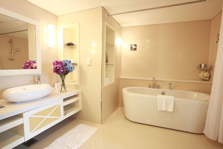 Room 34 of 46