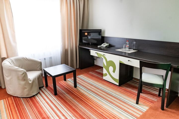 Room 13 of 72