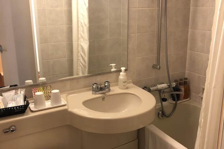Room 14 of 51