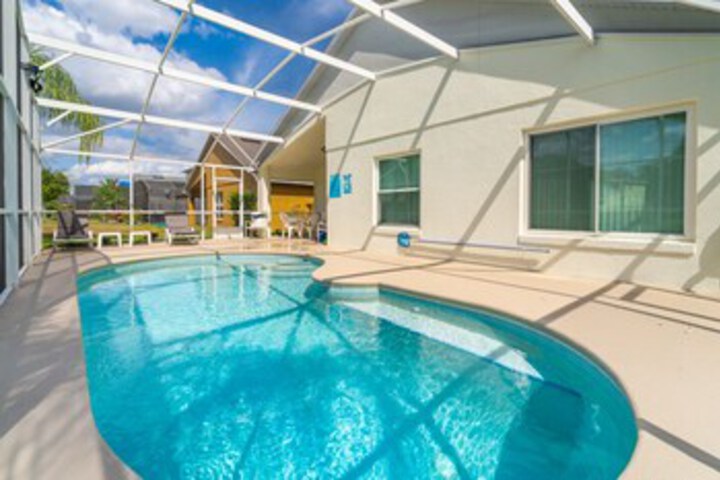 Pool 136 of 253