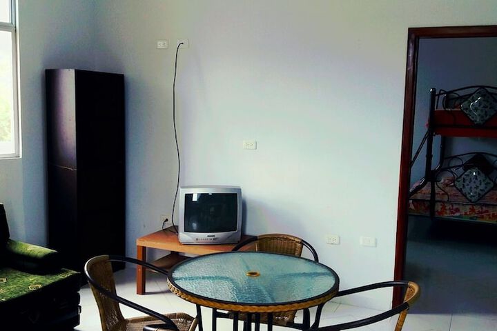 Room 5 of 14