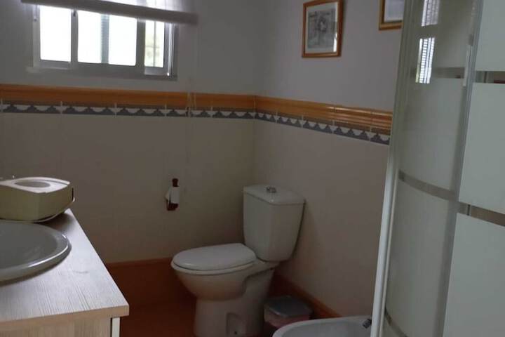 Room 19 of 28