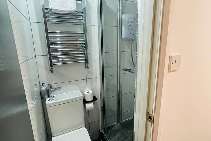 Room 52 of 129