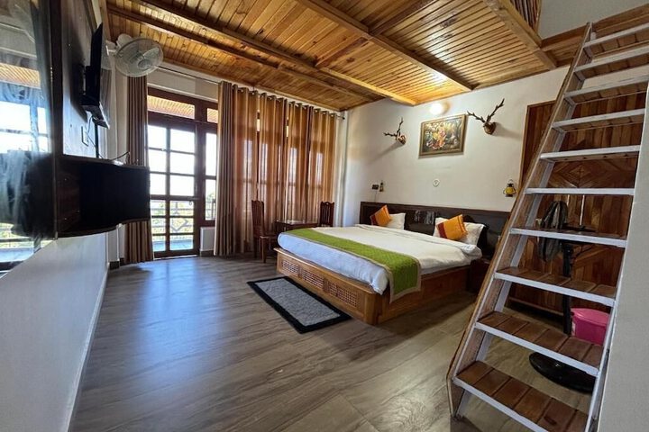 Lap of Himalayas Resort Kausani